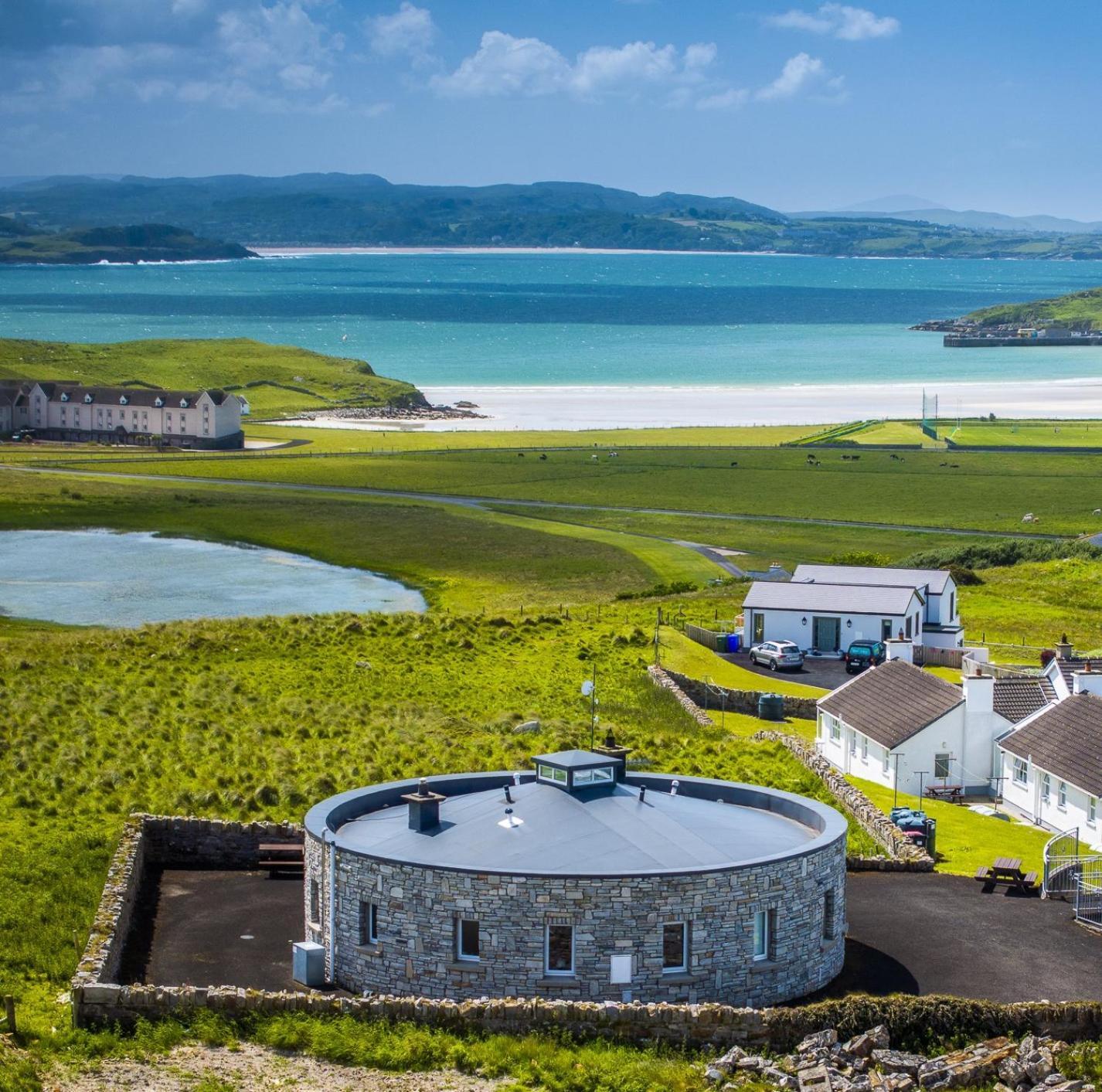 Downings Coastguard Cottages - Type B-E Εξωτερικό φωτογραφία
